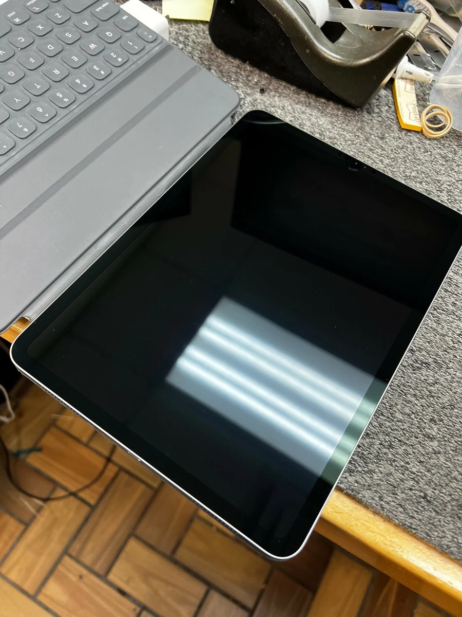 Apple iPad Pro 11 1st Gen 512GB Wi-Fi 11 in-Space Gray MTXP2LL/A