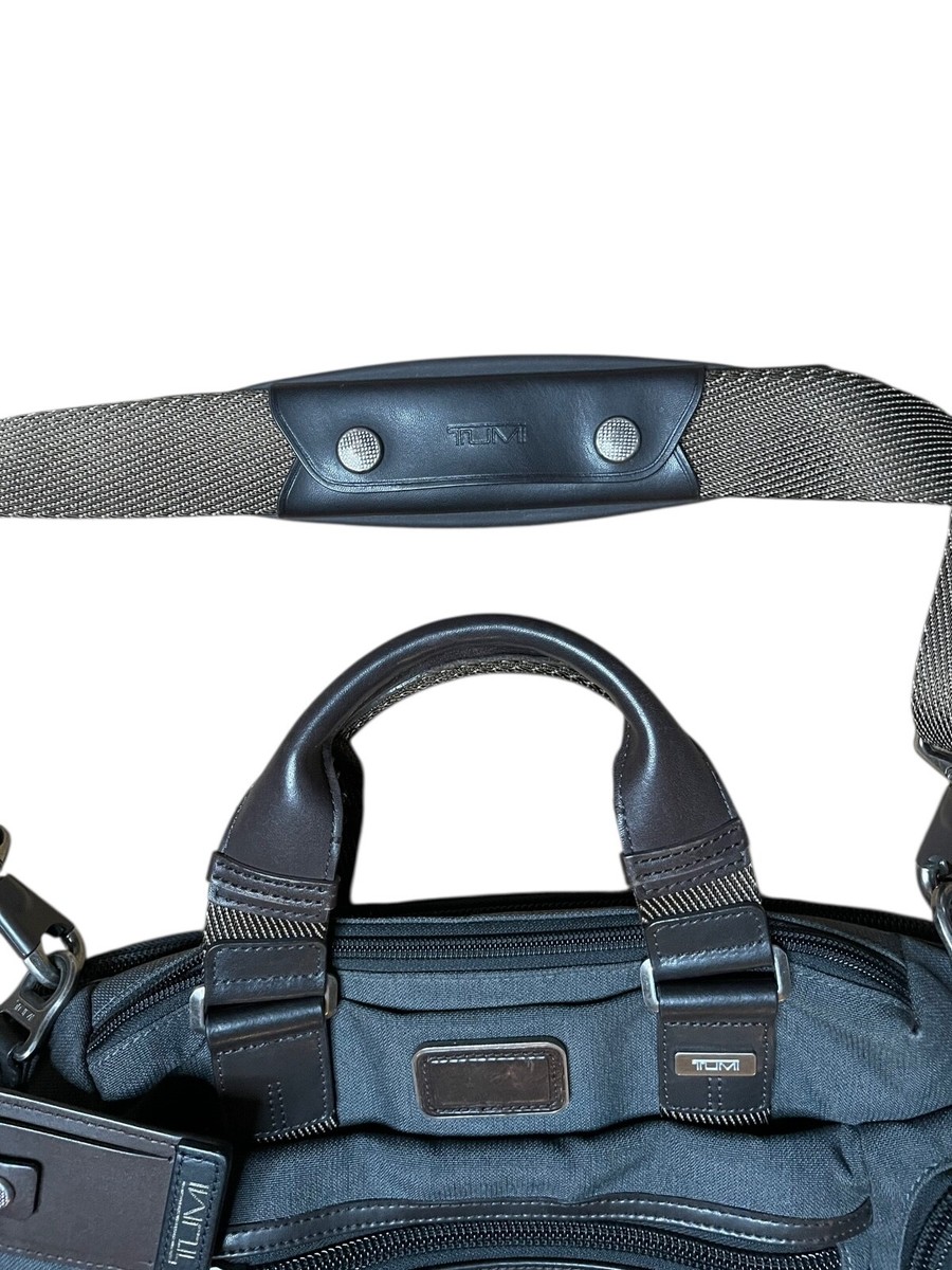 TUMI Brooks Slim Brief グレー / ビジネスバッグ Tumi Alpha Bravo Brooks Slim Brief: Excellent travel workbag with