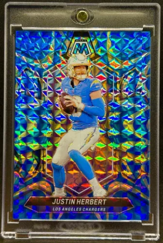 Justin Herbert RARE BLUE REFRACTOR INVESTMENT CARD SSP PANINI CHARGERS  MINT