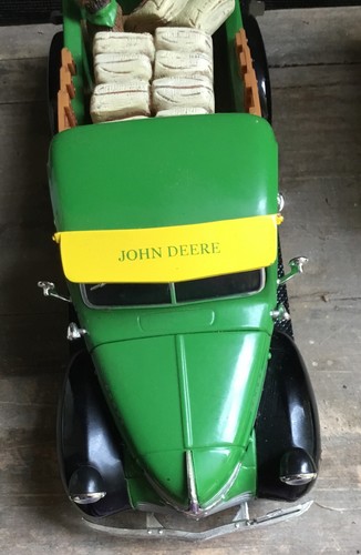 Vntg. 1947 Dodge John Deere Heavy Quality Die Cast Cons. w/ Cargo&Dog,Fun - Picture 8 of 9