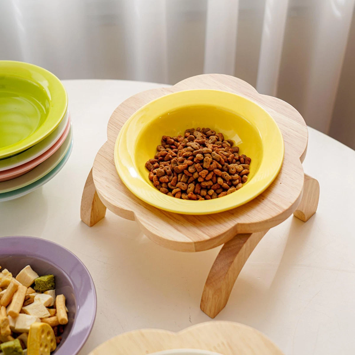 Cute elevated top dog bowls