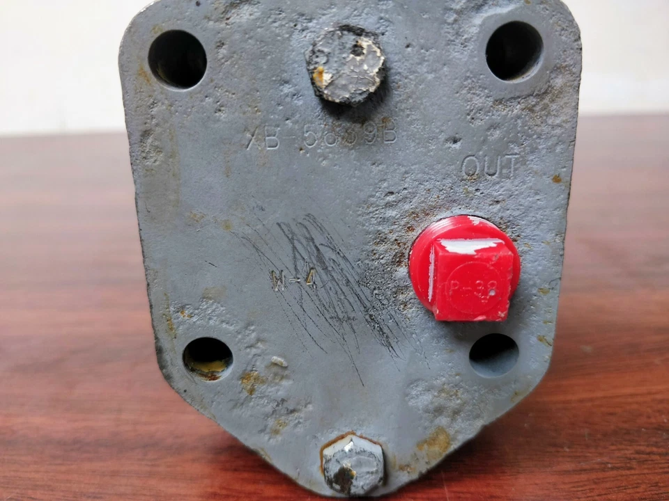 TwinDisc XB-5639B, Oil Pump  - Image 4 of 4