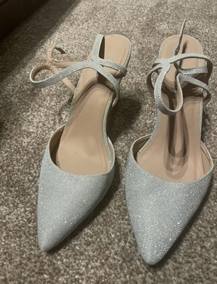 Women’s Silver Glitter Pointed Toe Slingback Stiletto Heels UK 6 High - Image 1 of 2