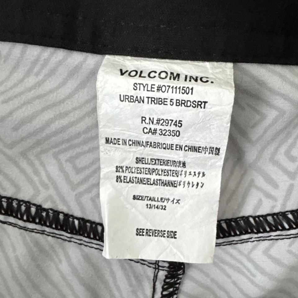 Volcom Urban Tribe Boardshort Boardie Stretch White Black Size 14 - Image 3 of 4