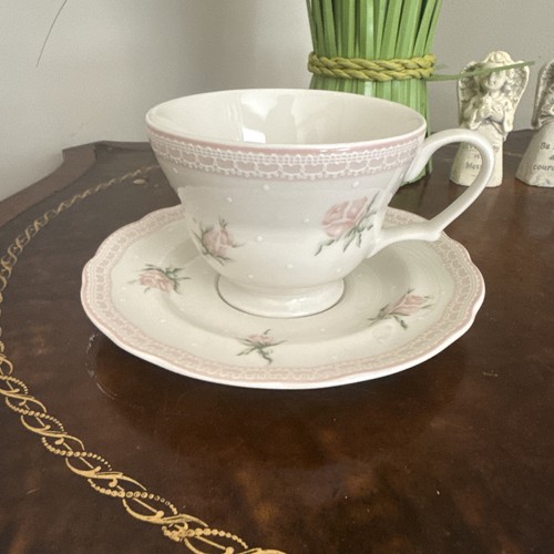 Westbury Court by Jessica Mcclintock STEPHANIE Cup & Saucer Set Pink Roses, Dots