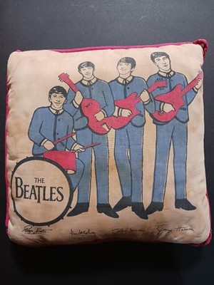 Beatles ビートルズ クッション ゴブラン織 Vintage & Rare 1964 Beatles pillow with red fabric back - made by