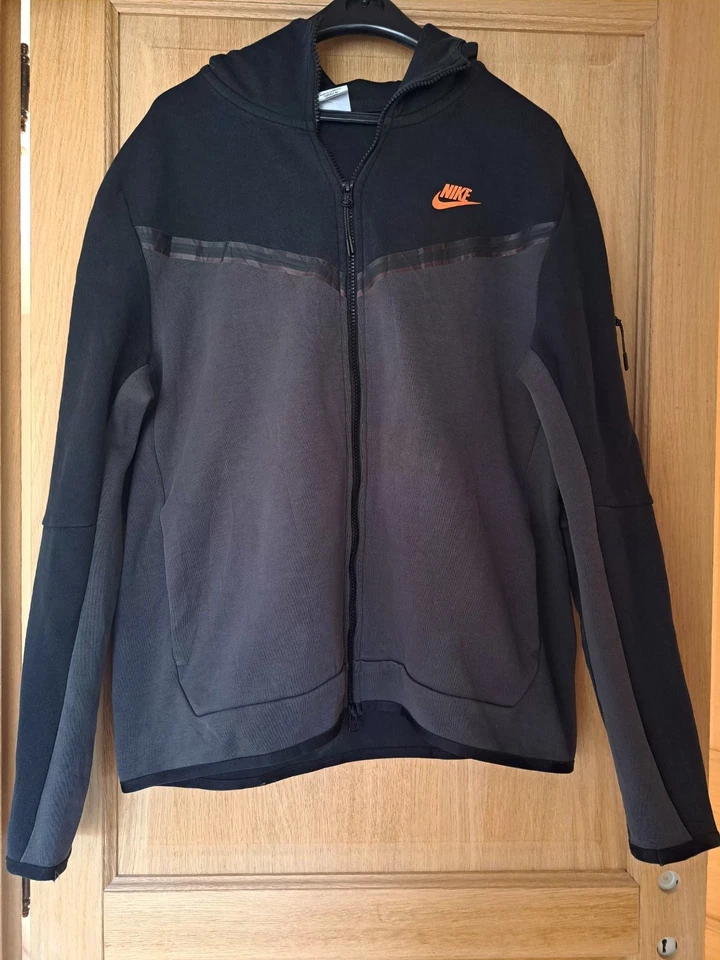 Nike Tech Fleece, photo 1 sur 5
