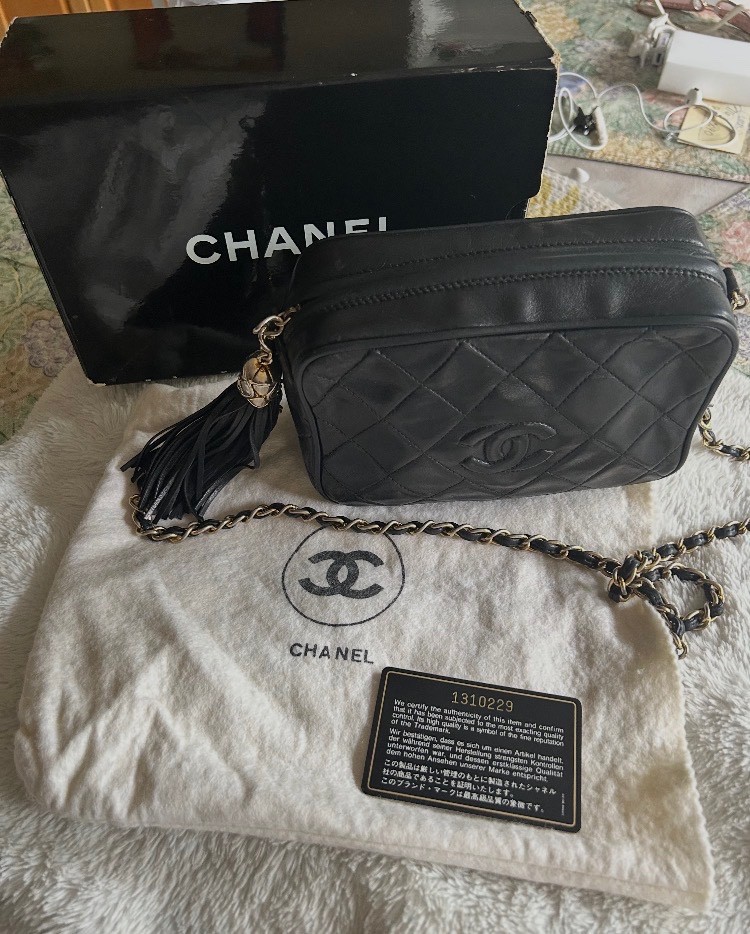 Chanel vintage lambkin camera shoulder bag