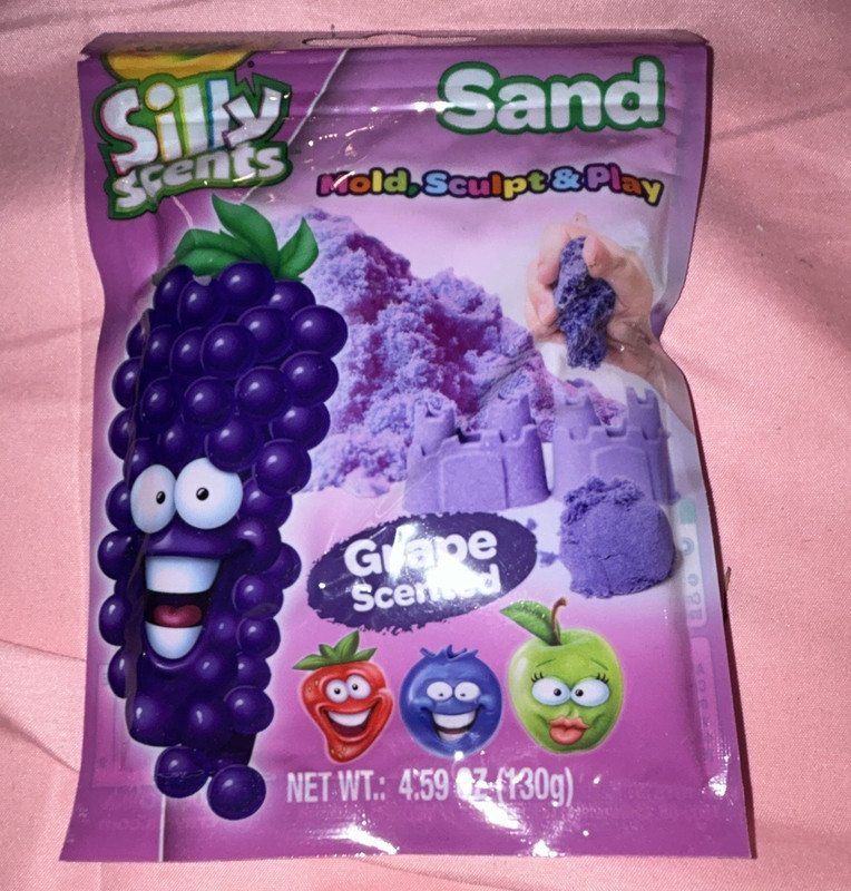 Crayola Silly Scents Sand Grape Scented Mold Sculpt & Play Compound