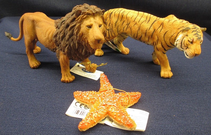 3 PAPO ANIMAL FIGURINES LION TIGER STARFISH HAND PAINTED REALISTIC RESIN