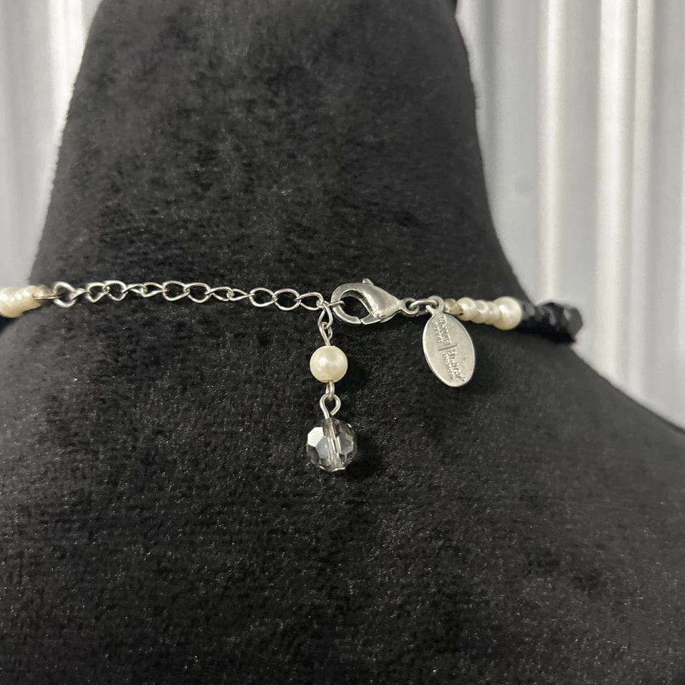 Collar llamativo con cuentas y concha de perlas disco martillado mercado negro de la Casa Blanca Foto 4 de 4