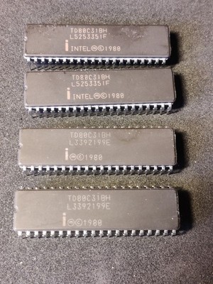 4 St. Intel TD80C31BH Single-Chip 8-Bit Controller DIP-40 (ext Temp -40 ... +85)