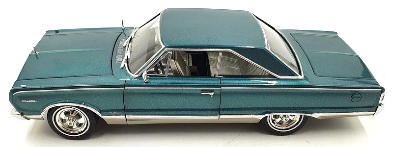 Highway 61 1/18 Scale Diecast 50378 - 1967 Plymouth Satellite - Green - Image 4 of 4