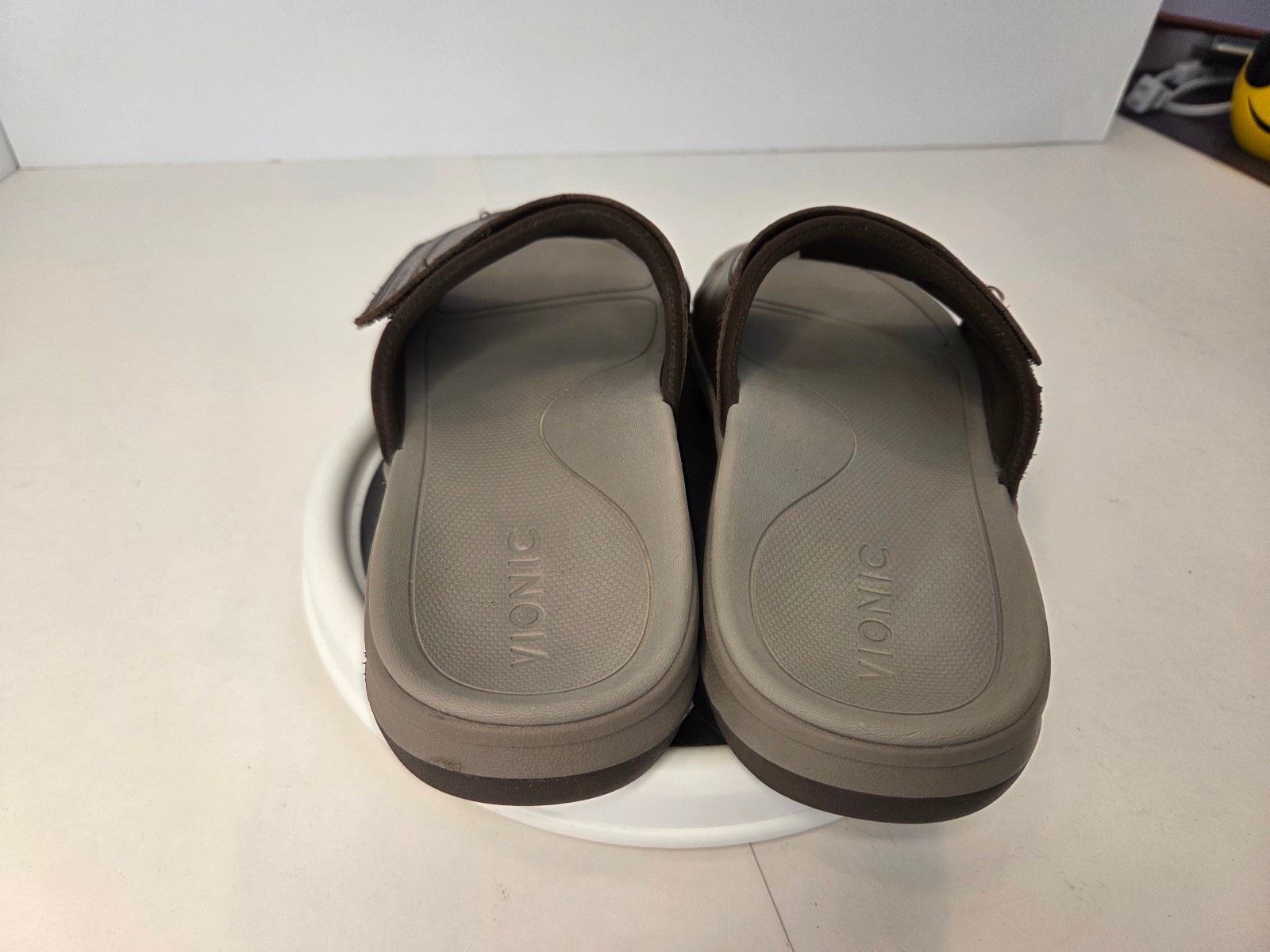 Vionic Stanley Brown Leather Slides Supportive Ho… - image 3