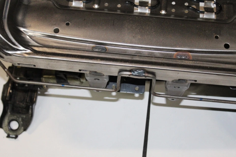 Infiniti FX35 FX45 2003-2005 asiento del pasajero delantero derecho montaje de pista J4448 Foto 3 de 4