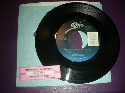 Rock 45 Cheap Trick ''Can't Stop Falling In Love'' Epic 1990 VG+ w/ TITLE STRIP
