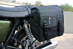 triumph thruxton luggage