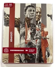 LOOPER on Blu Ray in STEELBOOK *Future Shop Exclusive* / Starring Bruce Willis