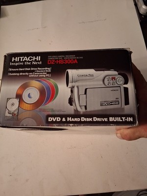 Hitachi DZ-HS300A DVD Camcorder Open Box Great Condition. 3 Batteries B6