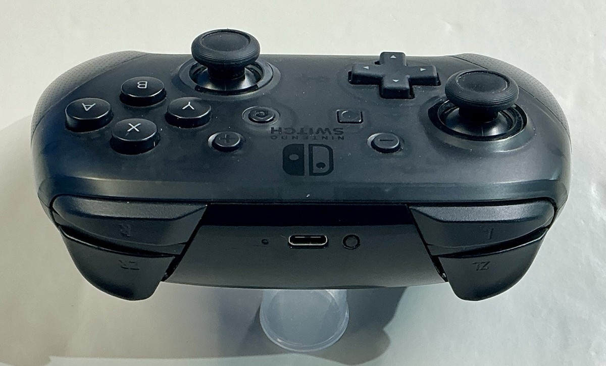 Official OEM Nintendo Switch Pro Controller Pad HAC-013 Black w