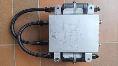 Benzin Catchtank 3,8Liter  mit 2 neuen AEM 400 Pumpen