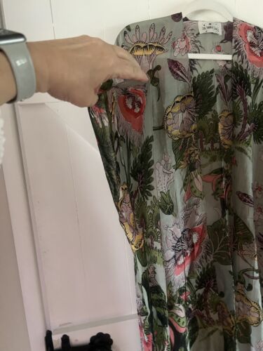 ⭐️ ONE HUNDRED STARS *ECCENTRIC BLOOMS PUTTY* Throwover Kaftan KIMONO NEW - Picture 5 of 7
