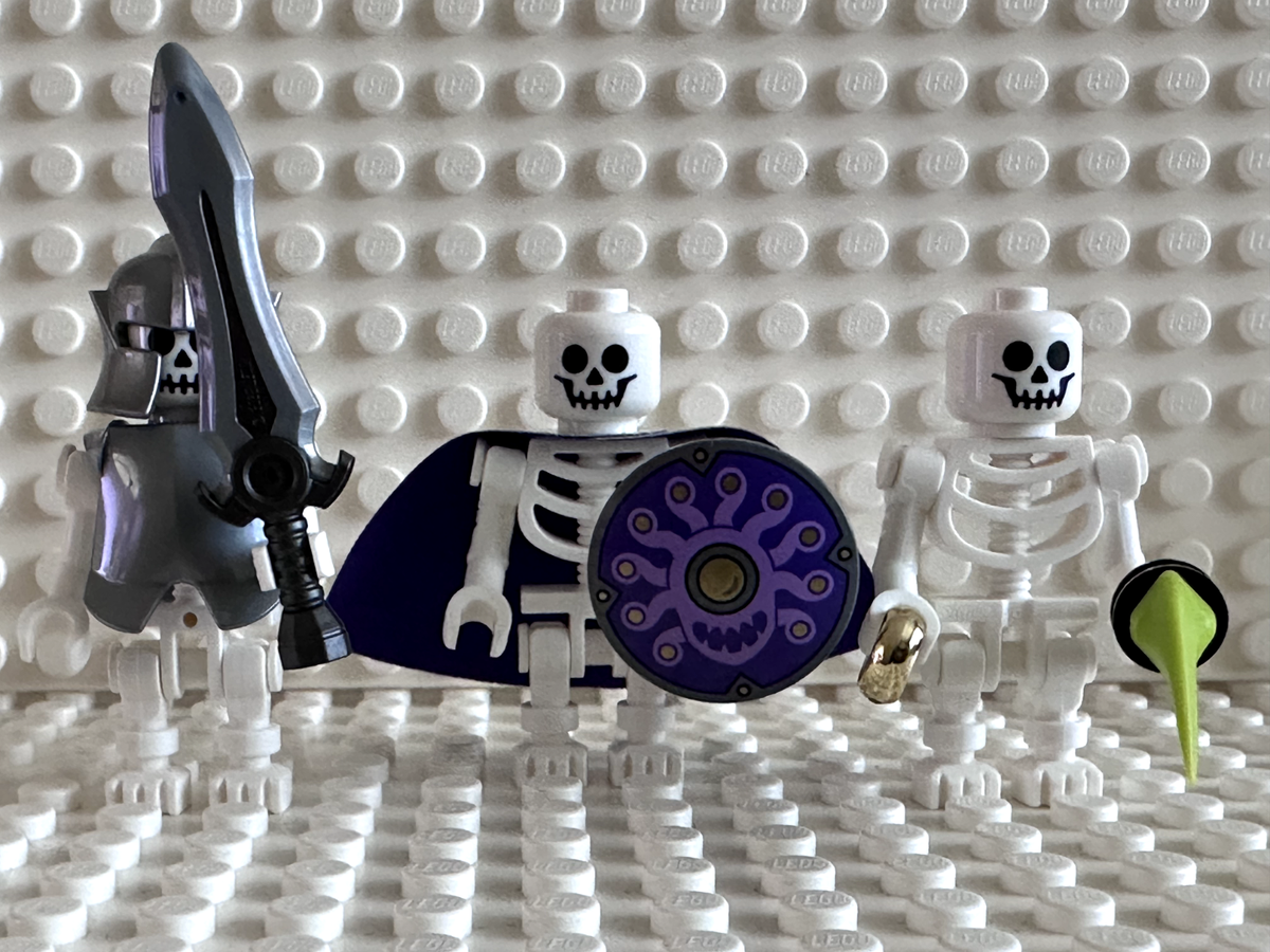 LEGO Dungeons & Dragons 21348 3x Skeleton Minifigures with