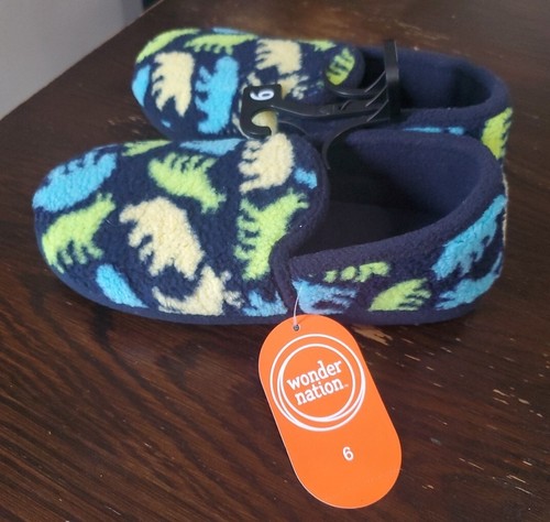 Wonder Nation Slippers Boys/Mens Size 6 Blue Forest Dinosaur Slip On Shoes 💙💚 - 第 4/5 張圖片