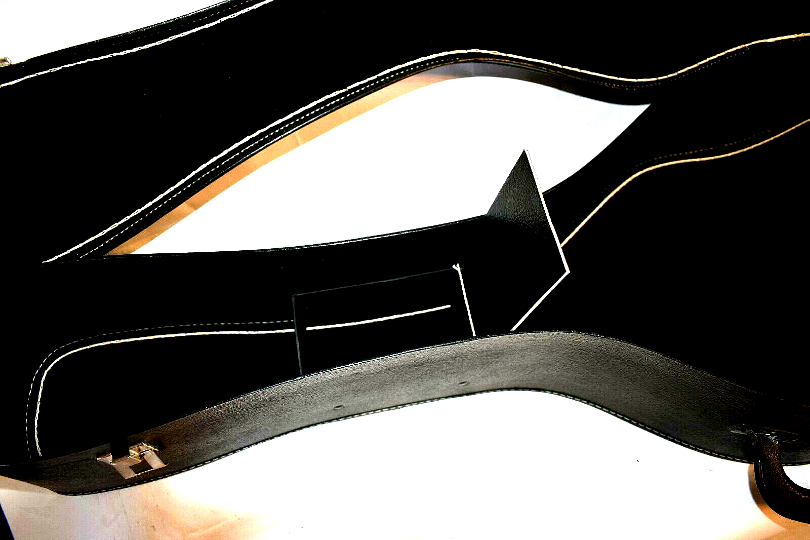 MBT Acoustic Guitar Case Wood 717070038955 eBay