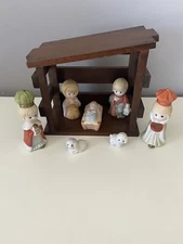 Vintage Ceramic Nativity Set with Manger Figures Lot of 7 Plus Stable READ