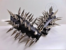 LEATHER GAUNTLET GIANT SPIKED .BLACK METAL (MDLG0044)..... CRAFT 