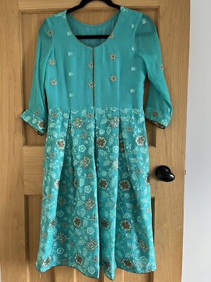 Green Embroidered Outfit Size Small Sapphire Khaadi Agha Noor