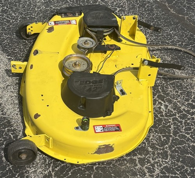 #ad John Deere 42quot; Mower Deck Fits D100 D110 E120 E130 LA125 LA135 E100 amp; more $375.00