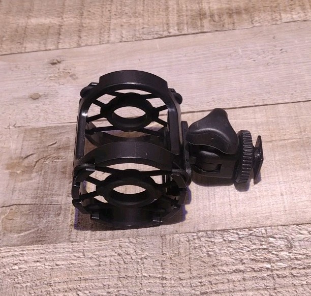 Pearstone Universal Shock Mount DUSM-1 Four Point Suspension for Microphone