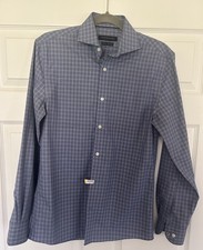 Tommy Hilfiger men's slim fit non-iron spread collar dress shirt size Small