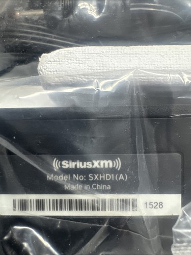 SiriusXM SXPL1V1 Onyx Plus Vehicle Kit Satellite Radio - Picture 6 of 14
