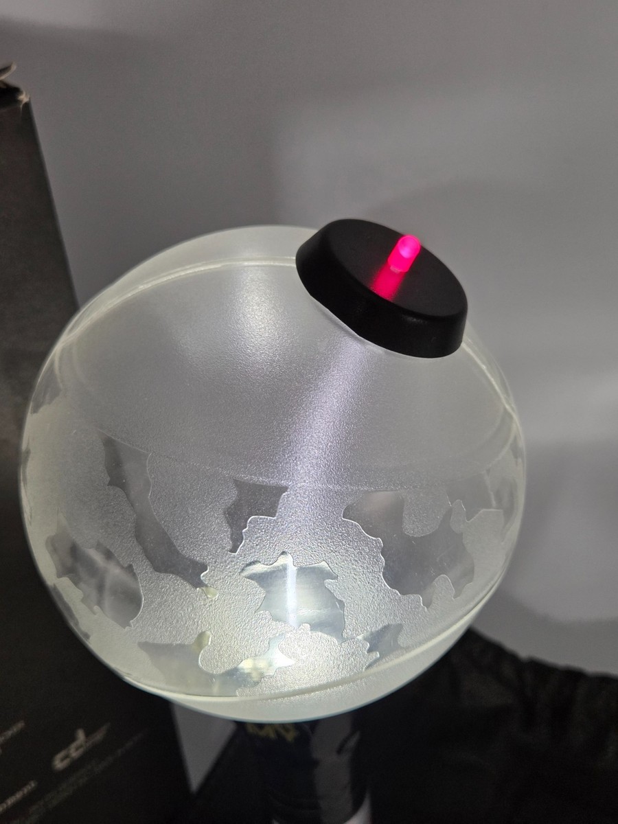 BTS Official Light Stick Ver.1 (Army Bomb 1) - Rare Collectors