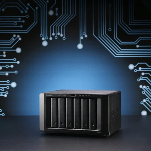 Synology DiskStation DS1618+ // 6-Bay NAS // 4x GbE // ohne HDDs