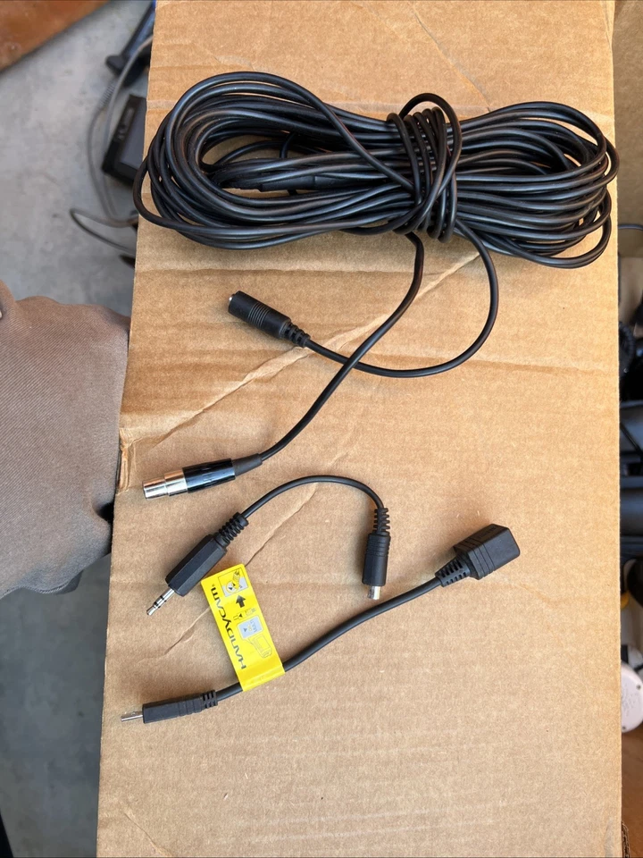 Vivitar 8 Button Remote Control for Camera Camcorder A/V R LANC Jack VIV-RC-800 - Image 2 of 4