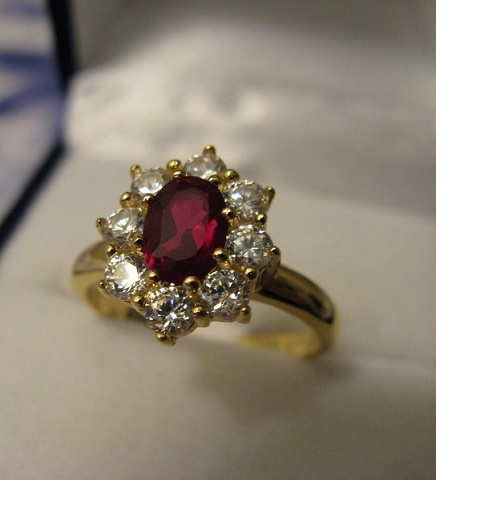 Bague Fleurs Plaquée Or 18K Avec Rubis Et CZ – Taille 55, Parfaite Pour Un Cadeau élégant