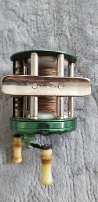 Shakespeare Intrinsic No. 1903 Moulinet de coulée vintage modèle FE