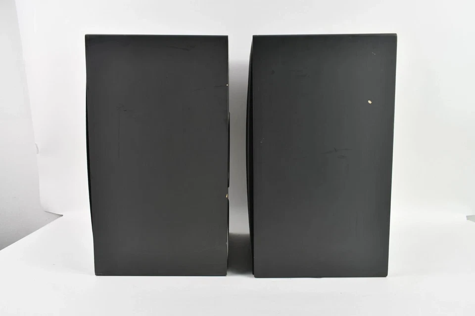 Динамики для книжной полки Cambridge SoundWorks M80 - Изображение 3 из 4