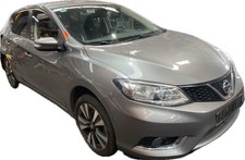 Triangle de suspension Nissan Pulsar