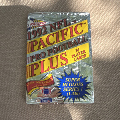 Pacific 1992 Pro Football Plus Super Hi Gloss NFL Series 1 Sealed Pack 14 Cards