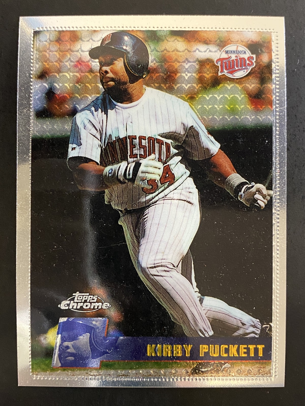 Kirby Puckett 1996 Topps Chrome Baseball Card Minnesota Twins #19