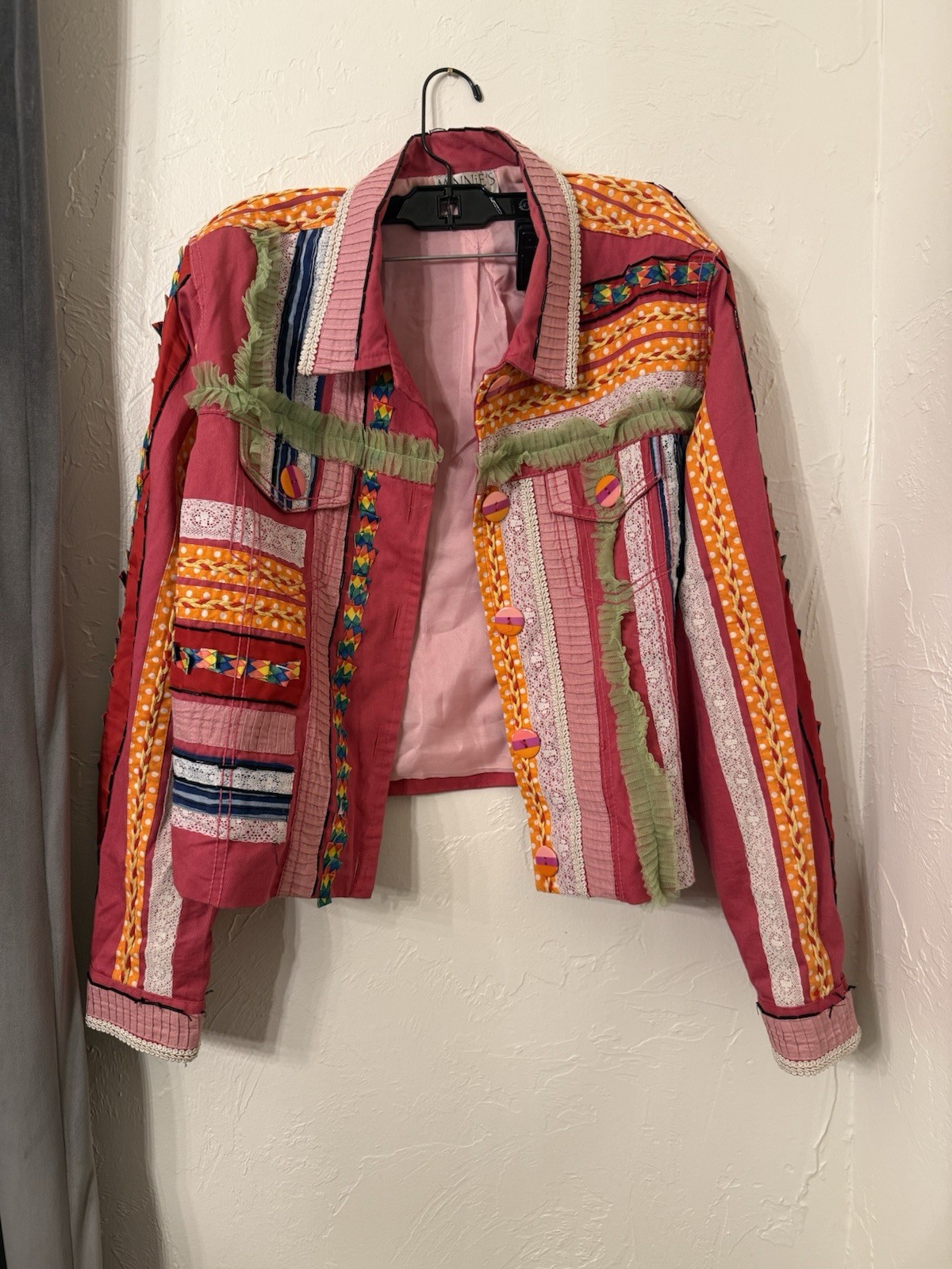 Minnie’s closet Vibrant patchwork jacket with a b… - image 1