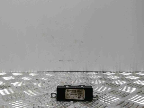 VW PASSAT Variant B5 3B6 Antennenverstärker  3C9035552A 1.90 Diesel 28434776