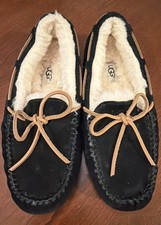 UGG Australia Dakota Moccasin Slipper Black Suede Shearling Women 7
