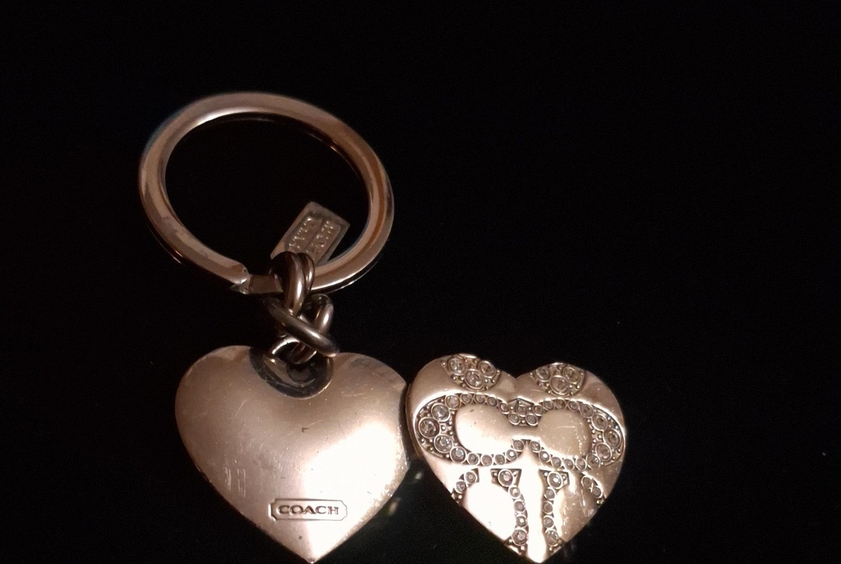 小物 vintage coach Heart signature keychain Vintage Coach Rhinestone Pave Signature C Heart Photo Locket