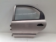 Porte arrière et accessoires Kia SEPHIA